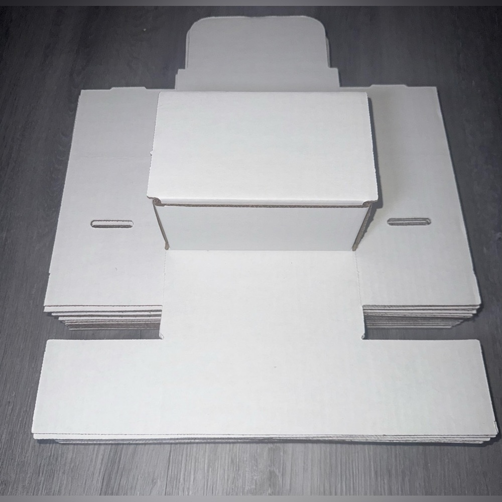 (20)!!! White Corrugated Crush Resistant Shipping Boxes 6x4x3” Easy Assemble.